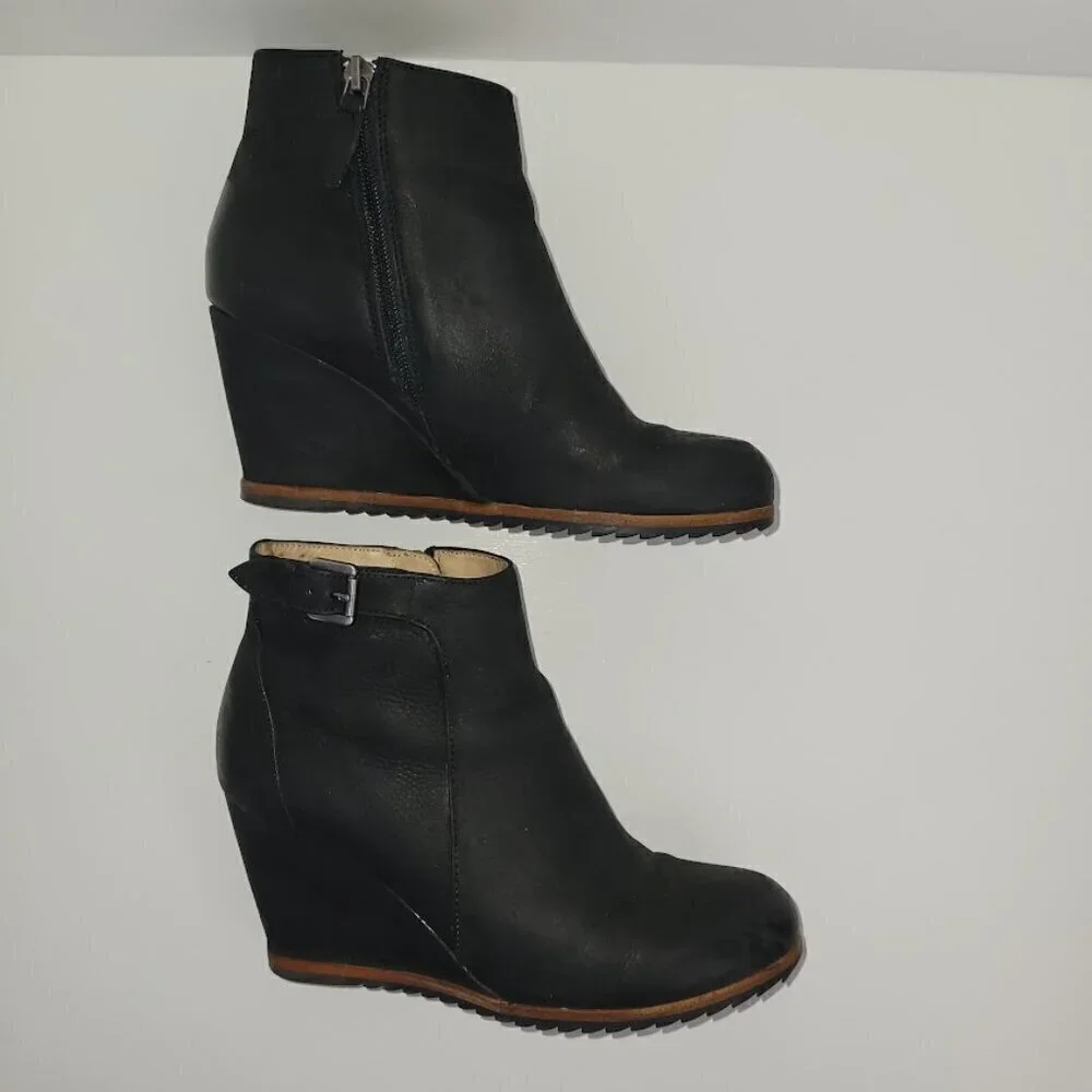 Biala Black Leather Wedge Ankle Boots Side Zip Ankle Buckle Bootie Women’s SZ 37